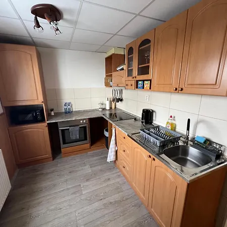 Aldrovske Trio Appartement *